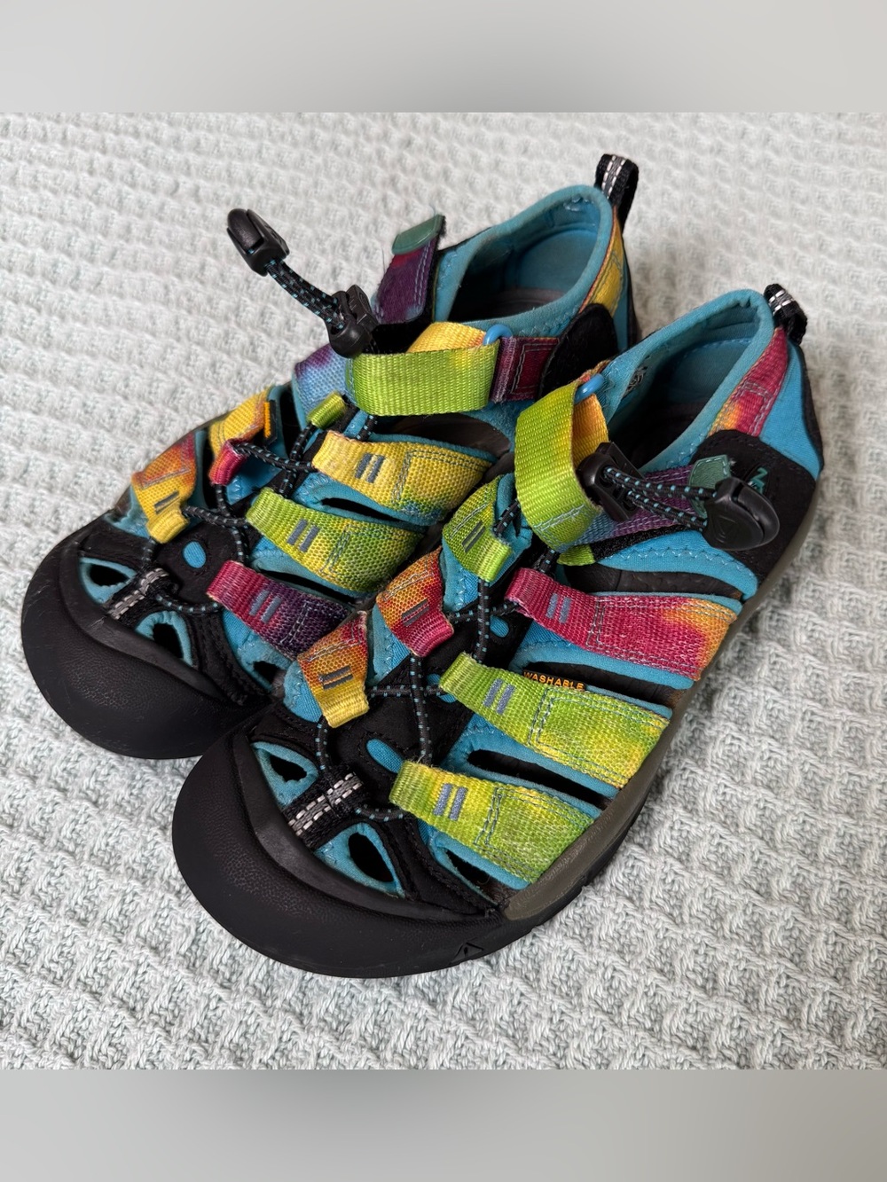 Keen Newport H2 Sandals Kid 2 Rainbow Closed Toe Water Shoes Hiking Outdoor